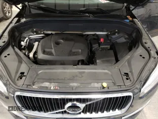 2016 Volvo XC90 T6 Momentum with VIN YV4A22PK3G1071809, listed as a Copart auction lot 68941802 with 89,566 mi miles. Bid and sale history available at carsss.com. Image 12.