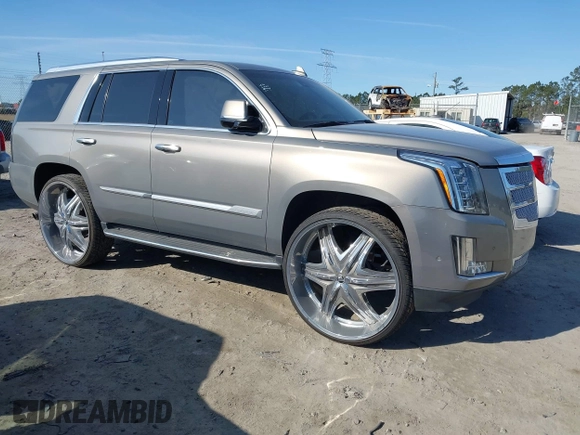 2018 Cadillac Escalade Luxury z VIN 1GYS3BKJ8JR378155, wystawiony jako IAAI lot #41735073 z przebiegiem 97 739 mil mil oraz . Historia ofert i sprzedaży dostępna na DreamBid. Obrazek 1.