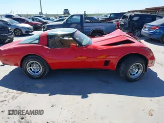 1981 Chevrolet Corvette with VIN 1G1AY8768B5105437, listed as a IAAI auction lot 41842131 with 41,275 mi miles. Bid and sale history available at carsss.com. Image 13.