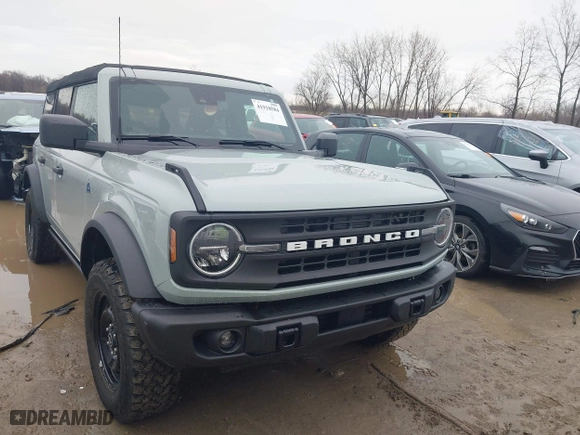 2023 Ford Bronco with VIN 1FMDE5BH4PLB16762, listed as a IAAI auction lot 41918584 with 32,527 mi miles. Bid and sale history available at carsss.com. Image 12.
