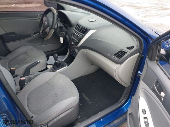 2016 Hyundai Accent SE with VIN KMHCT4AE1GU085810, listed as a IAAI auction lot 41881579 with 137,721 mi miles. Bid and sale history available at carsss.com. Image 5.