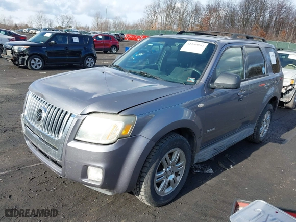 2008 Mercury Mariner with VIN 4M2CU91168KJ37290, listed as a IAAI auction lot 41199062 with 142,232 mi miles. Bid and sale history available at carsss.com. Image 2.