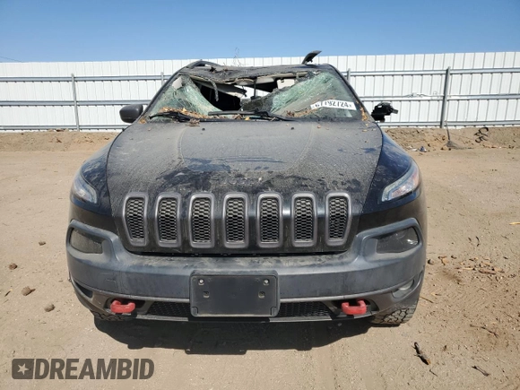 2016 Jeep Cherokee Trailhawk z VIN 1C4PJMBB5GW366190, wystawiony jako Copart lot #67792724 z przebiegiem 103 924 mil mil oraz Szkoda całkowita • Salvage title. Historia ofert i sprzedaży dostępna na DreamBid. Obrazek 5.