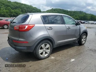 2012 Kia Sportage LX z VIN KNDPBCA24C7263100, wystawiony jako Copart lot #59538495 z przebiegiem 212 750 mil mil oraz Szkoda całkowita • Salvage title. Historia ofert i sprzedaży dostępna na DreamBid. Obrazek 3.