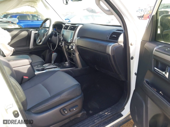 2022 Toyota 4Runner SR5 Premium with VIN JTENU5JR2N5990806, listed as a IAAI auction lot 41012517 with 67,029 mi miles. Bid and sale history available at carsss.com. Image 5.