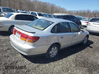 2002 Saturn LS z VIN 1G8JU54F32Y556807, wystawiony jako Copart lot #49961865 z przebiegiem 234 264 mil mil oraz Szkoda całkowita • Salvage title. Historia ofert i sprzedaży dostępna na DreamBid. Obrazek 3.