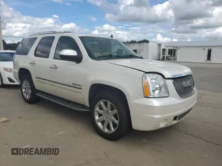 2011 GMC Yukon Denali with VIN 1GKS2EEF8BR367552, listed as a Copart auction lot 74142084 with 151,855 mi miles and Salvage Title. Bid and sale history available at carsss.com. Image 4.