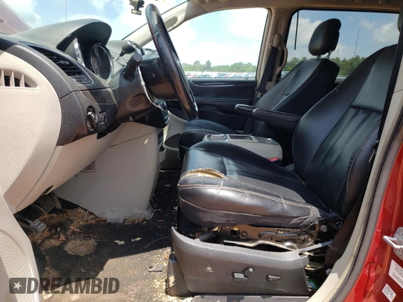 2014 Chrysler Town & Country Touring with VIN 2C4RC1BG0ER207287, listed as a Copart auction lot 55674045 with 248,497 mi miles and Clean Title. Bid and sale history available at DreamBid. Image 7.