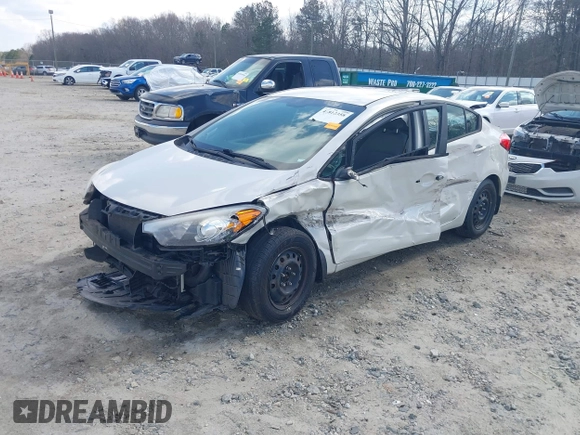2015 Kia Forte LX with VIN KNAFK4A68F5364092, listed as a IAAI auction lot 41812358 with 100,682 mi miles. Bid and sale history available at carsss.com. Image 2.