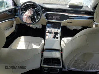 2024 Audi A6 Premium z VIN WAUD3BF27RN037993, wystawiony jako Copart lot #56624705 z przebiegiem 5275 mil mil oraz Szkoda całkowita • Salvage title. Historia ofert i sprzedaży dostępna na DreamBid. Obrazek 8.