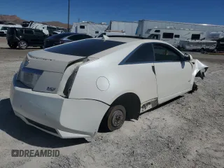 2013 Cadillac CTS-V z VIN 1G6DV1EP2D0172229, wystawiony jako Copart lot #63103464 z przebiegiem Nie podano mil oraz Szkody całkowita. Historia ofert i sprzedaży dostępna na DreamBid. Obrazek 3.