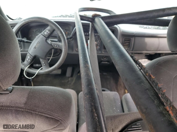 2005 GMC Sierra 1500 SLE with VIN 1GTEK19B95E134011, listed as a Copart auction lot 78739334 with 174,765 mi miles and Salvage Title. Bid and sale history available at carsss.com. Image 8.