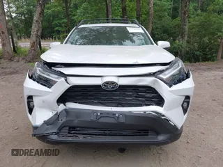 2025 Toyota RAV4 XLE Premium with VIN 2T3A1RFV9SW532080, listed as a IAAI auction lot 42420248 with 323 mi miles and . Bid and sale history available at DreamBid. Image 6.