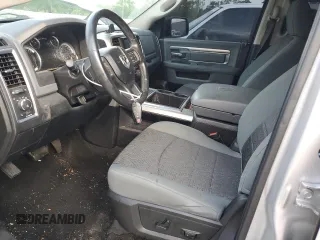 2015 Ram 1500 Outdoorsman z VIN 1C6RR6LT7FS668565, wystawiony jako Copart lot #54931215 z przebiegiem 108 370 mil mil oraz Szkoda całkowita • Salvage title. Historia ofert i sprzedaży dostępna na DreamBid. Obrazek 7.