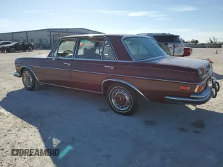 1973 Mercedes-Benz C z VIN 10806812018067, wystawiony jako Copart lot #43207885 z przebiegiem 58 302 mil mil oraz Szkoda całkowita • Salvage title. Historia ofert i sprzedaży dostępna na DreamBid. Obrazek 2.