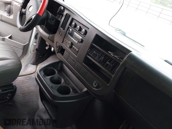 2010 Chevrolet Express Cargo with VIN 1GCUGADX0A1162118, listed as a IAAI auction lot 42162387 with 239,238 mi miles and . Bid and sale history available at DreamBid. Image 5.