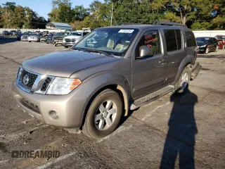2009 Nissan Pathfinder LE with VIN 5N1AR18U99C613913, listed as a Copart auction lot 79887774 with 132,195 mi miles and Salvage Title. Bid and sale history available at carsss.com. Image 1.