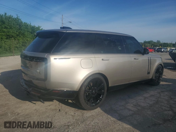 2025 Land Rover Range Rover SE with VIN SALKPBFU6SA291703, listed as a Copart auction lot 63094105 with 2,577 mi miles and Salvage title. Bid and sale history available at DreamBid. Image 3.