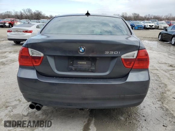 2006 BMW 3 Series 330i with VIN WBAVB33566PS06929, listed as a Copart auction lot 46789425 with 232,843 mi miles and Salvage title. Bid and sale history available at DreamBid. Image 6.