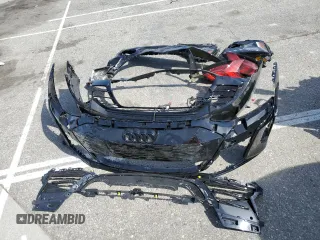 2024 Audi RS e-tron GT z VIN WAUBHBFW2R7901512, wystawiony jako Copart lot #49185595 z przebiegiem 1 993 mil mil oraz Szkoda całkowita • Salvage title. Historia ofert i sprzedaży dostępna na DreamBid. Obrazek 12.