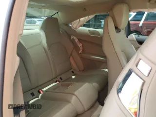 2013 Mercedes-Benz C 250 z VIN WDDGJ4HB8DG031492, wystawiony jako Copart lot #56948645 z przebiegiem 80 972 mil mil oraz Szkoda całkowita • Salvage title. Historia ofert i sprzedaży dostępna na DreamBid. Obrazek 10.