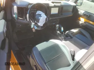 2021 Ford Bronco with VIN 1FMDE5CPXMLB06562, listed as a Copart auction lot 73561084 with 33,154 mi miles and Salvage title. Bid and sale history available at DreamBid. Image 8.