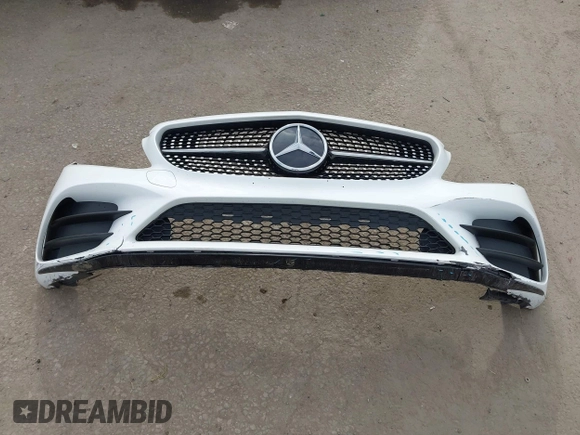 2019 Mercedes-Benz C 300 z VIN 55SWF8DB6KU315584, wystawiony jako IAAI lot #42114660 z przebiegiem 60 770 mil mil oraz . Historia ofert i sprzedaży dostępna na DreamBid. Obrazek 12.