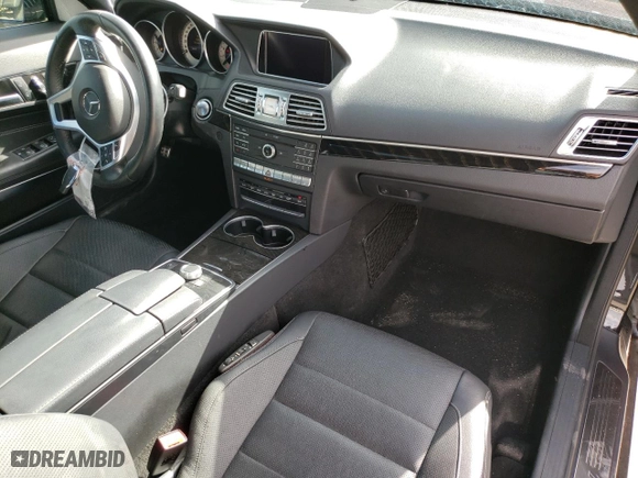 2017 Mercedes-Benz E-Class E 400 with VIN WDDKJ6HB6HF351413, listed as a Copart auction lot 68436124 with 31,887 mi miles and Salvage Title. Bid and sale history available at carsss.com. Image 8.
