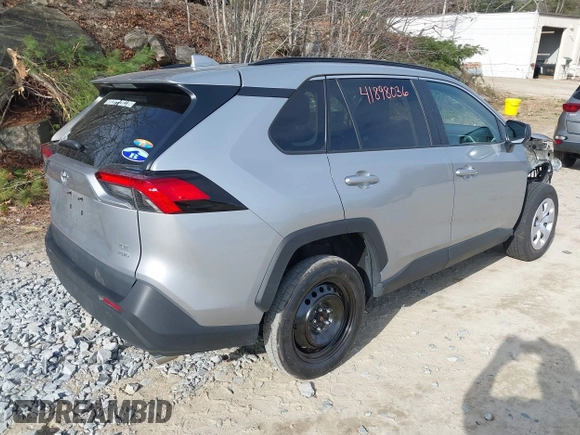 2021 Toyota RAV4 LE with VIN 2T3F1RFV4MC199524, listed as a IAAI auction lot 41898036 with 29,444 mi miles. Bid and sale history available at carsss.com. Image 4.