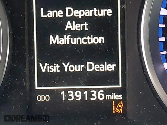 2018 Toyota Highlander LE with VIN 5TDBZRFH7JS835432, listed as a IAAI auction lot 40852130 with 139,136 mi miles and . Bid and sale history available at DreamBid. Image 15.