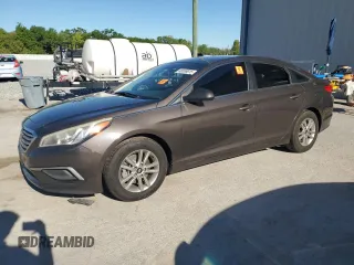 2016 Hyundai Sonata SE z VIN 5NPE24AFXGH384974, wystawiony jako Copart lot #49569015 z przebiegiem 174 735 mil mil oraz Szkoda całkowita • Salvage title. Historia ofert i sprzedaży dostępna na DreamBid. Obrazek 1.