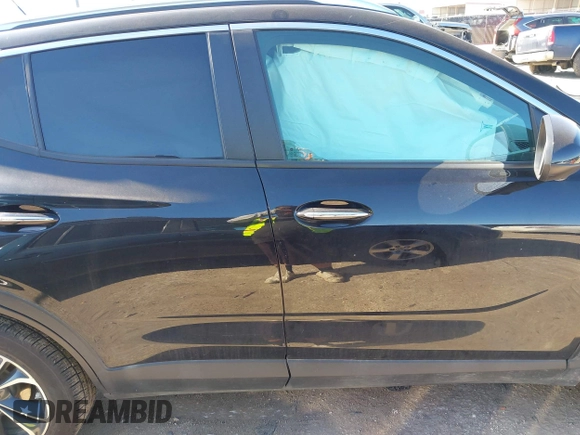 2022 Buick Encore GX Select with VIN KL4MMDS24NB102256, listed as a IAAI auction lot 41434524 with 57,324 mi miles and . Bid and sale history available at DreamBid. Image 13.