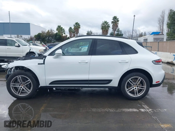 2024 Porsche Macan with VIN WP1AA2A57RLB12571, listed as a IAAI auction lot 41243341 with 4,744 mi miles and . Bid and sale history available at DreamBid. Image 15.