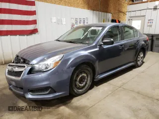 2014 Subaru Legacy 2.5i z VIN 4S3BMBA63E3014539, wystawiony jako Copart lot #44408865 z przebiegiem 84 538 mil mil oraz Szkoda całkowita • Salvage title. Historia ofert i sprzedaży dostępna na DreamBid. Obrazek 1.