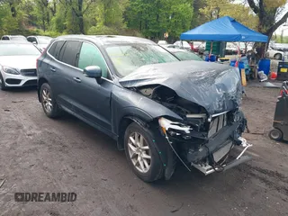 2018 Volvo XC60 Momentum z VIN YV4102RK9J1032135, wystawiony jako IAAI lot #42191784 z przebiegiem 15 757 mil mil oraz . Historia ofert i sprzedaży dostępna na DreamBid. Obrazek 1.