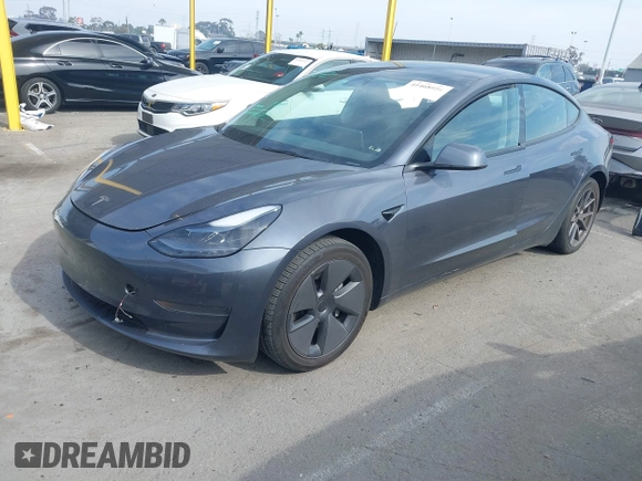 2023 Tesla Model 3 z VIN 5YJ3E1EA0PF577869, wystawiony jako IAAI lot #41468956 z przebiegiem 38 760 mil mil oraz . Historia ofert i sprzedaży dostępna na DreamBid. Obrazek 17.