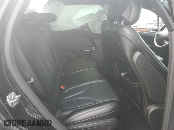 2019 Lincoln MKC Reserve with VIN 5LMCJ3D92KUL35060, listed as a Copart auction lot 59859835 with 44,831 mi miles and Clean title. Bid and sale history available at DreamBid. Image 11.