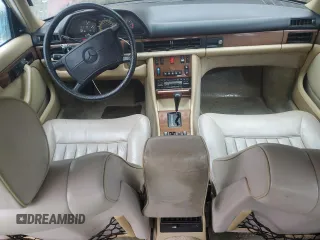 1986 Mercedes-Benz 420 with VIN WDBCA35D7GA275231, listed as a Copart auction lot 68381924 with 239,977 mi miles and Clean Title. Bid and sale history available at carsss.com. Image 8.