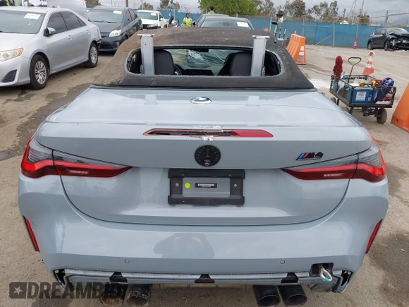 2022 BMW M4 Competition xDrive с VIN WBS33BA01NCJ58456, выставлен на аукционе IAAI как лот 42057802 с пробегом 50 846 миль миль и . История ставок и продаж доступна на DreamBid. Изображение 16.