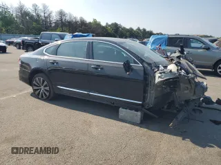 2023 Volvo S90 Plus z VIN LVY062MN0PP351050, wystawiony jako Copart lot #52476005 z przebiegiem Nie podano mil oraz Nie do naprawy. Historia ofert i sprzedaży dostępna na DreamBid. Obrazek 4.