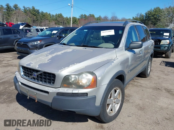 2005 Volvo XC90 with VIN YV1CZ592851158375, listed as a IAAI auction lot 41952087 with 183,797 mi miles. Bid and sale history available at carsss.com. Image 2.