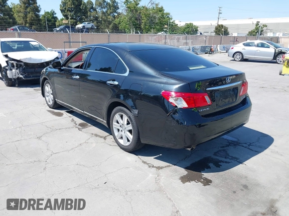 2008 Lexus ES 330 z VIN JTHBJ46G682155264, wystawiony jako IAAI lot #42477922 z przebiegiem 111 618 mil mil oraz . Historia ofert i sprzedaży dostępna na DreamBid. Obrazek 3.
