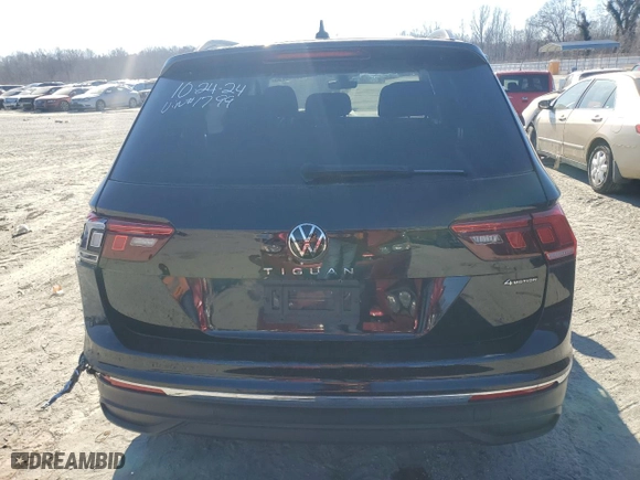 2022 Volkswagen Tiguan S with VIN 3VV0B7AX7NM131799, listed as a Copart auction lot 89340755 with 22,598 mi miles and Salvage Title. Bid and sale history available at carsss.com. Image 6.