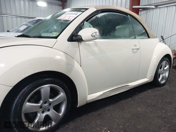 2007 Volkswagen Beetle with VIN 3VWSF31Y07M407379, listed as a IAAI auction lot 42155490 with 118,898 mi miles and . Bid and sale history available at DreamBid. Image 6.
