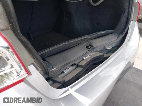 2019 Nissan Sentra S with VIN 3N1AB7AP6KY432493, listed as a IAAI auction lot 41892026 with 72,100 mi miles. Bid and sale history available at carsss.com. Image 6.