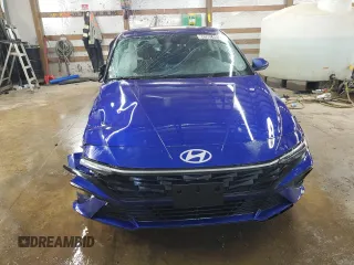 2024 Hyundai Elantra SEL z VIN KMHLM4DG7RU821582, wystawiony jako Copart lot #60502485 z przebiegiem 27 736 mil mil oraz Nie do naprawy • Non repairable. Historia ofert i sprzedaży dostępna na DreamBid. Obrazek 5.
