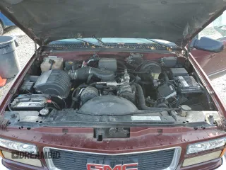 1998 GMC Yukon with VIN 1GKEK13R4WJ719517, listed as a Copart auction lot 44651715 with 230,062 mi miles and Clean Title. Bid and sale history available at carsss.com. Image 12.