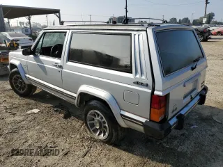 1985 Jeep Cherokee с VIN 1JCWB7742FT144063, выставлен на аукционе Copart как лот 84050844 с пробегом 80 072 миль миль и Чистый • Clean title. История ставок и продаж доступна на DreamBid. Изображение 2.