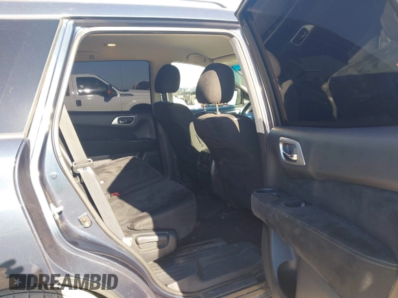 2015 Nissan Pathfinder Platinum with VIN 5N1AR2MN2FC658434, listed as a IAAI auction lot 41397102 with 162,500 mi miles and . Bid and sale history available at DreamBid. Image 8.