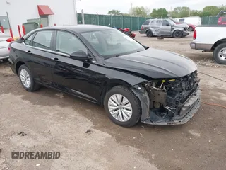 2019 Volkswagen Jetta S z VIN 3VWCB7BU4KM214776, wystawiony jako IAAI lot #42060702 z przebiegiem 87 247 mil mil oraz . Historia ofert i sprzedaży dostępna na DreamBid. Obrazek 1.